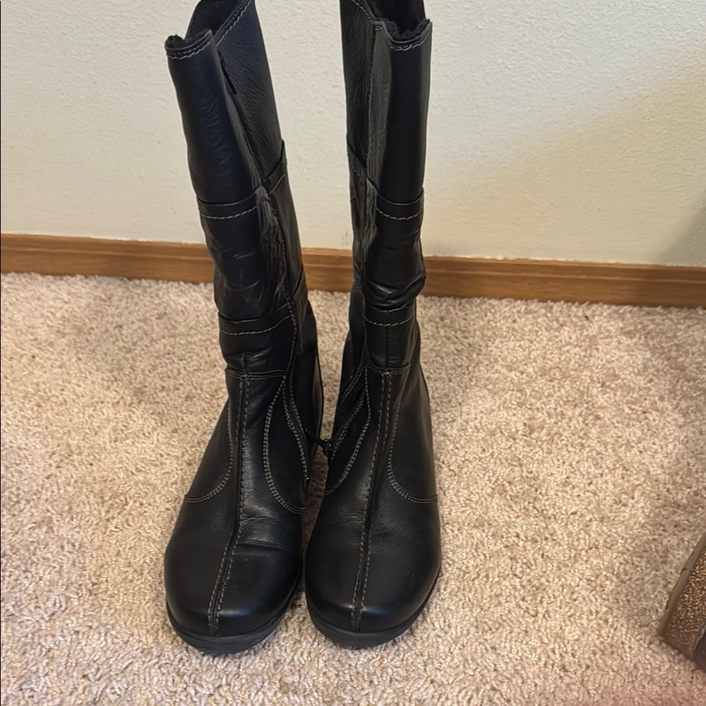 Saniya Trille Women's Black Leather Boots